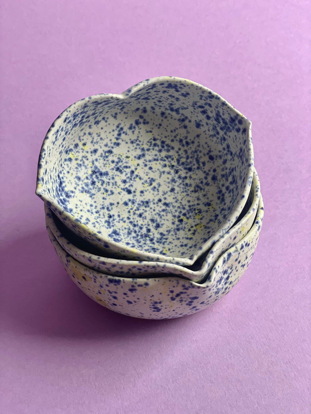 Set of Blue Mist Pouring Bowls